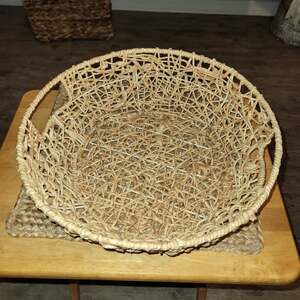 Vintage Brass Wire Multi-Colored Beaded Round Basket